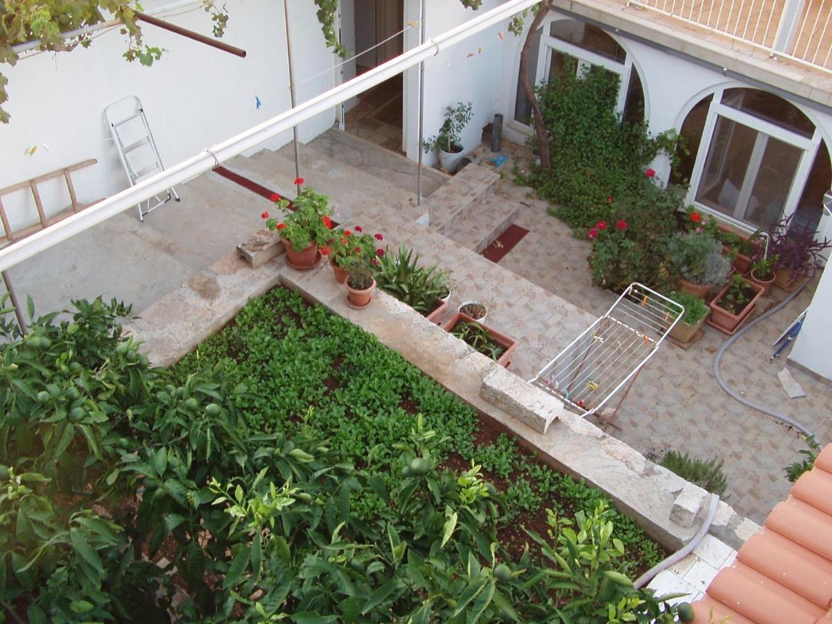 Apartments By The Sea Cove Zarace - Gdinj, Hvar - 2047 Bagian luar foto