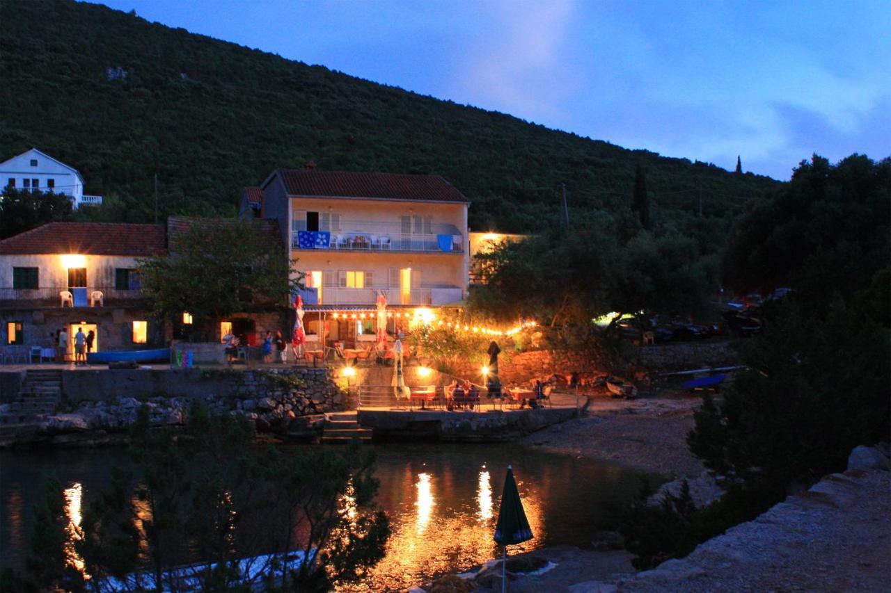 Apartments By The Sea Cove Zarace - Gdinj, Hvar - 2047 Bagian luar foto