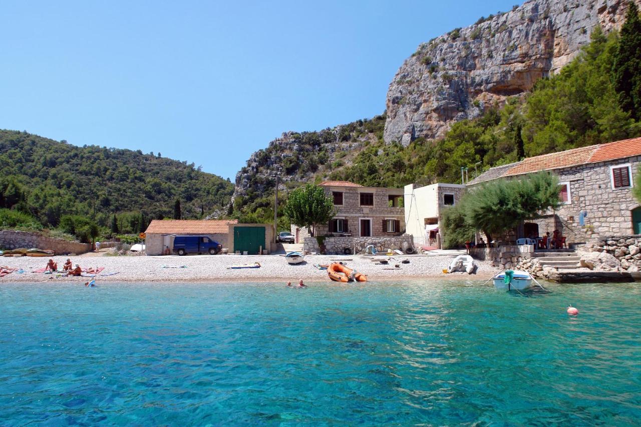 Apartments By The Sea Cove Zarace - Gdinj, Hvar - 2047 Bagian luar foto