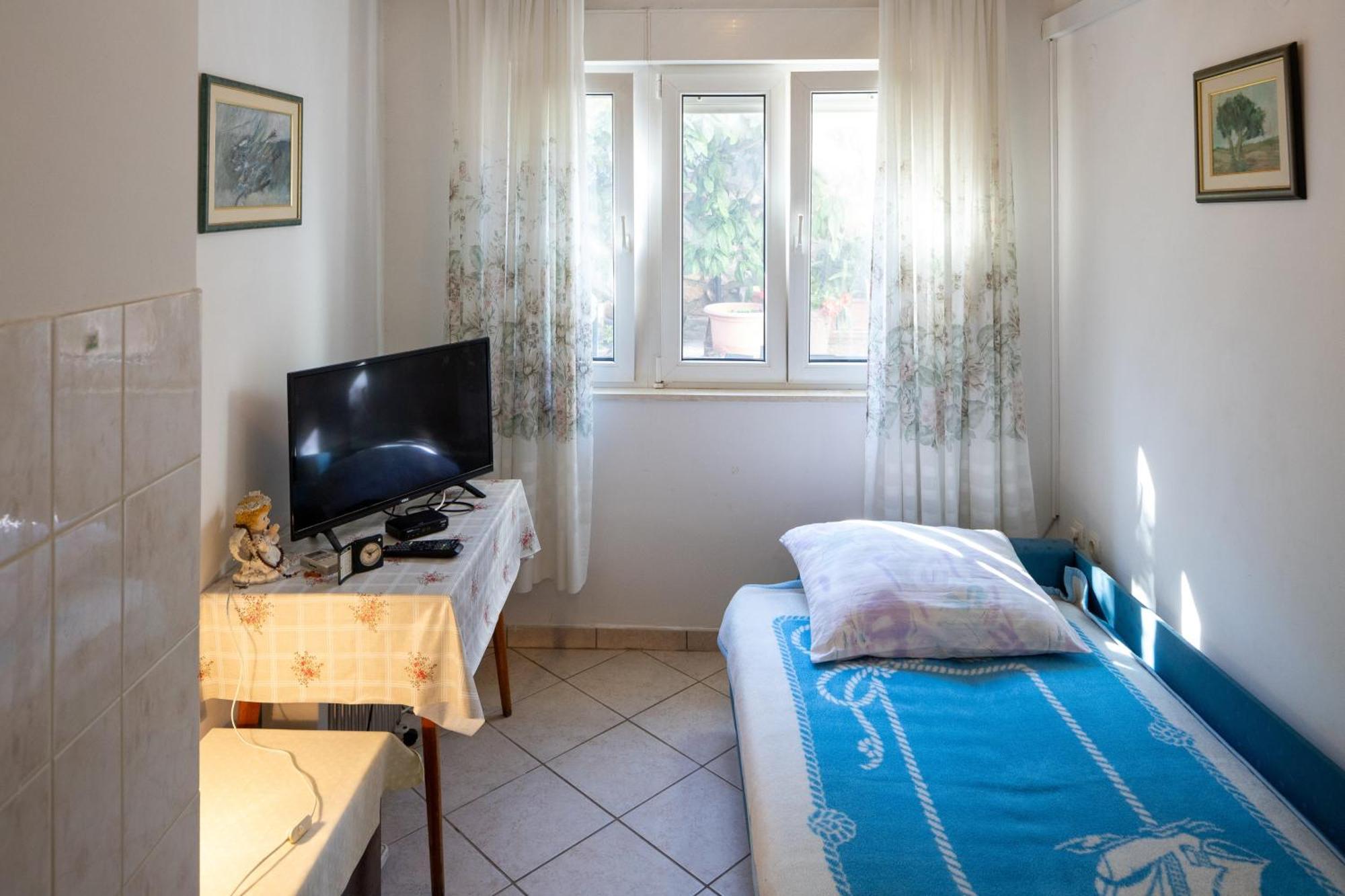 Apartments By The Sea Cove Zarace - Gdinj, Hvar - 2047 Ruang foto